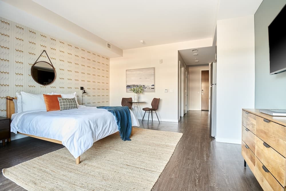 Sonder at University Park