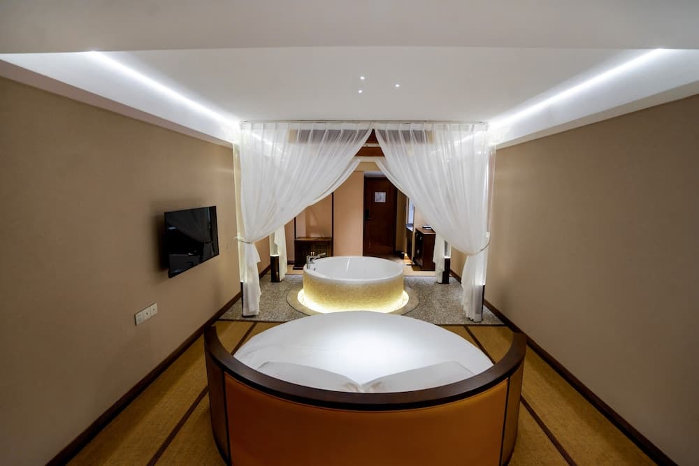 History Boutique Inn