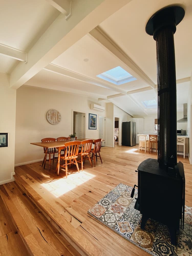 Wonboyn Cabins & Caravan Park