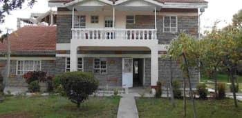 Taphe Guest House Resort