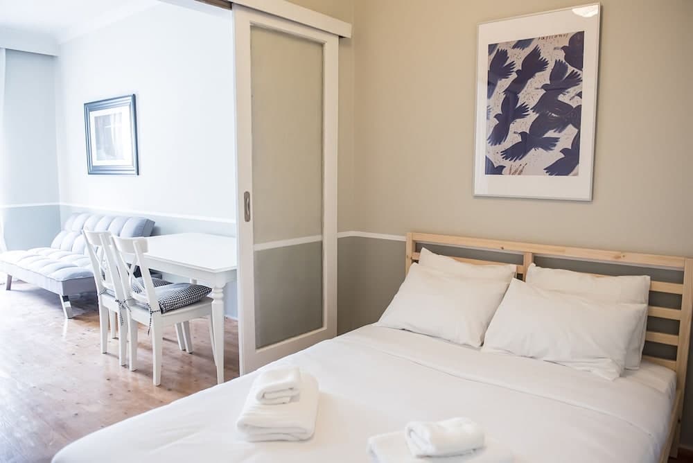 Isabelle Apt by halu! Apartments