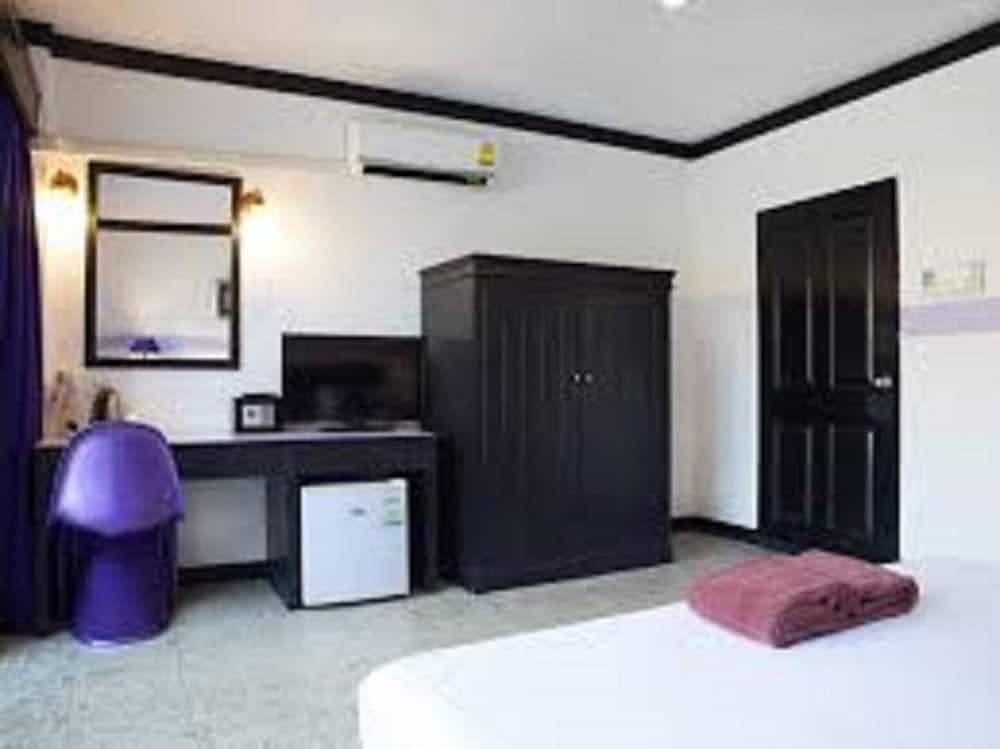 Sharaya Karon Resort