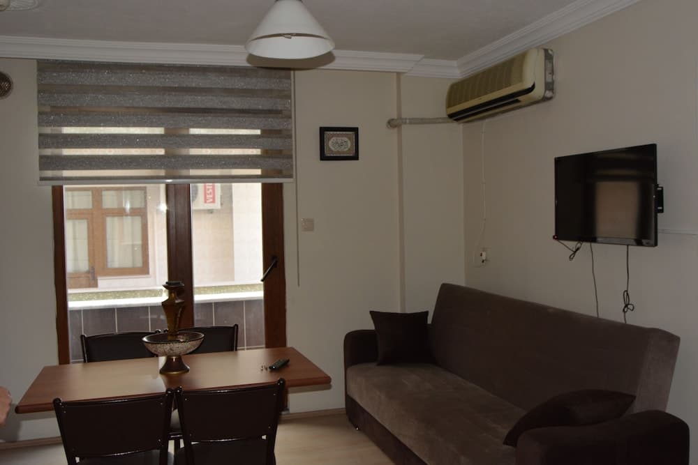 Günaydın Airport Apartment