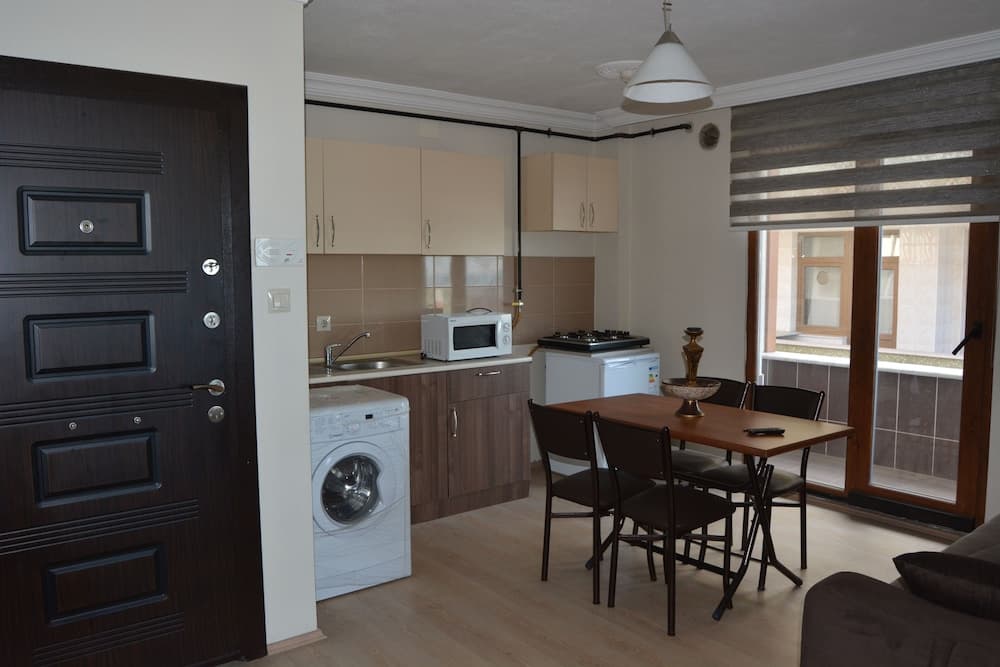 Günaydın Airport Apartment