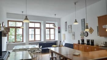 Porto Downtown Hostel