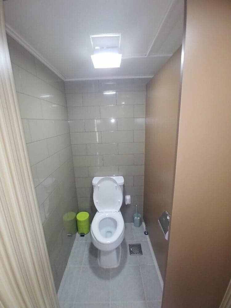 Jeju Eoeumbungyo 1963 Guesthouse