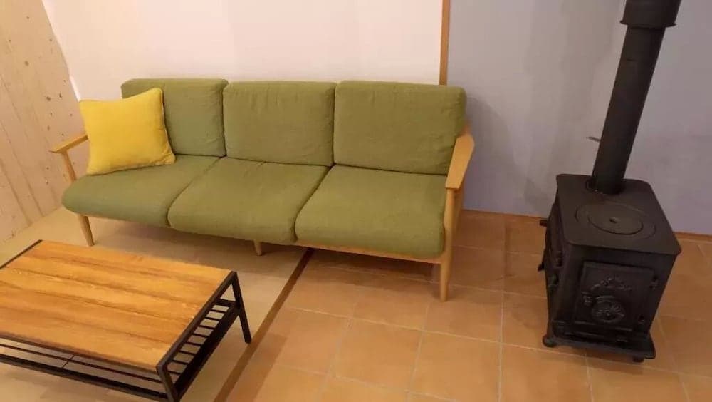 Onuma lakeside cottage