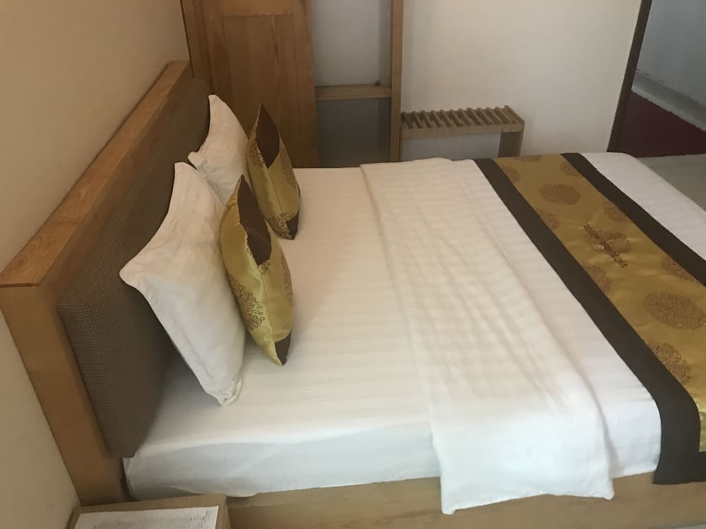 OYO 458 Victoria Hotel