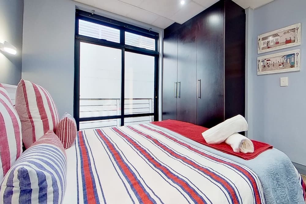 Eden On The Bay Apartment 67A