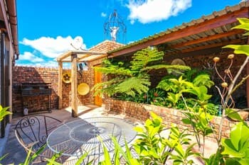 Kasteel Aan Zee Lady