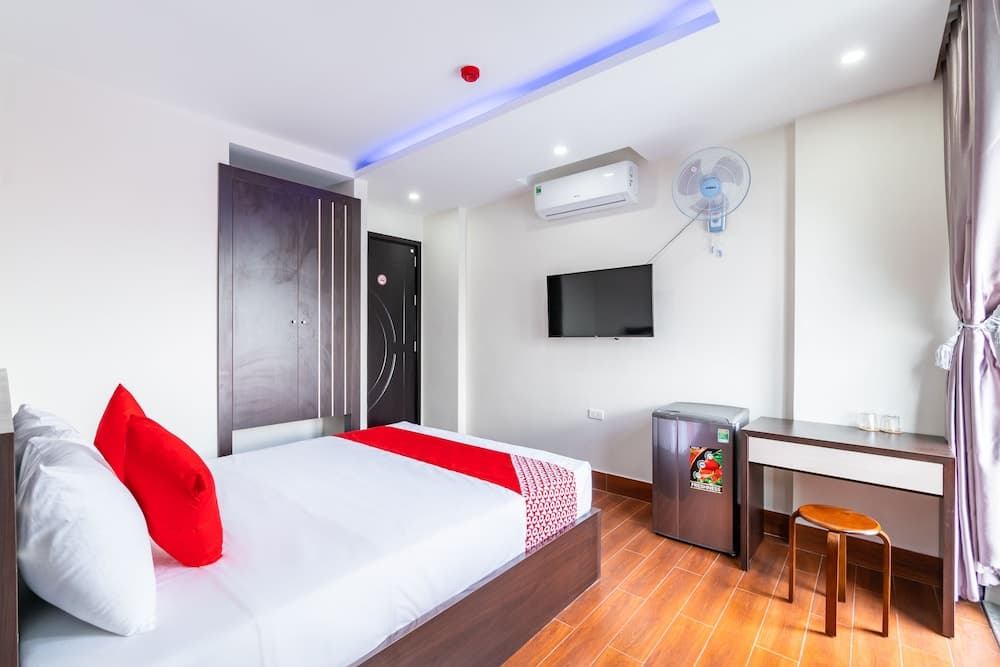 OYO 344 Three Girl Hotel & Apartment