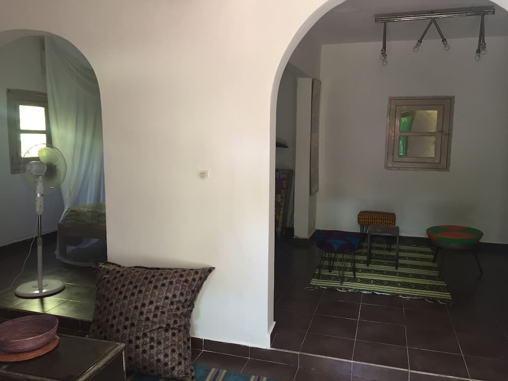 Picturesque Studio Apartment