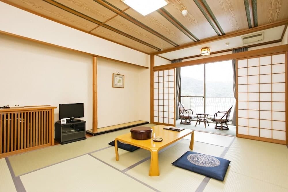 The Gran Resort Mikatagoko