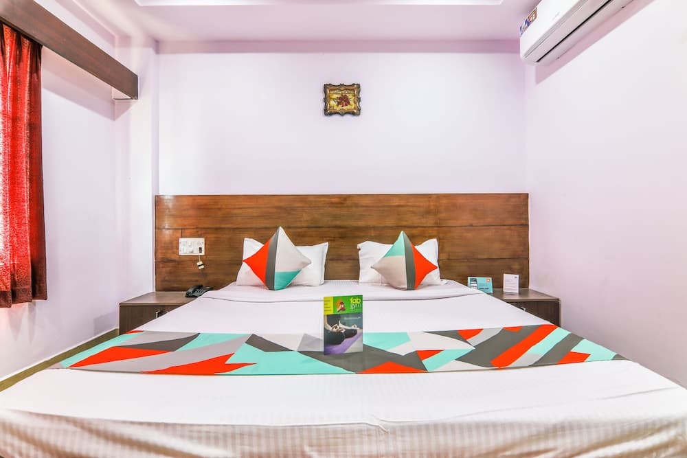 FabHotel Yashaswi Comforts