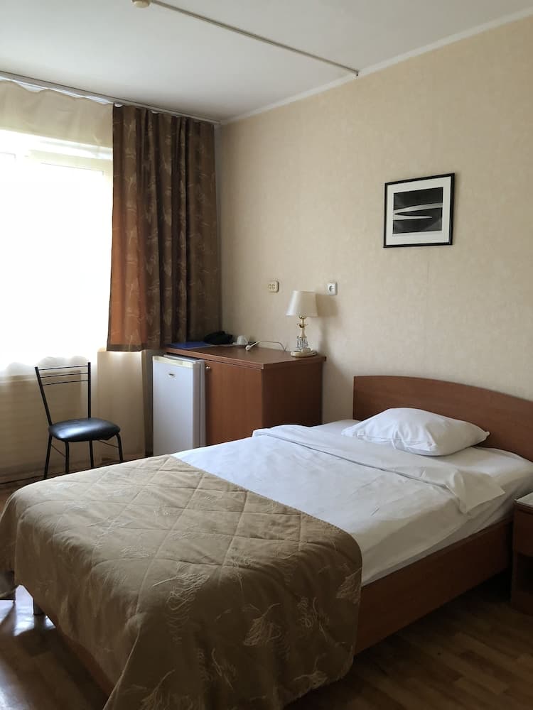 Econom hotel Equator - Hostel