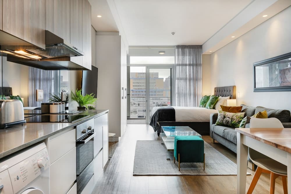 Eco Balcony Sentinel Apartment 1006