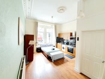 Modern Studio In The Heart Of City