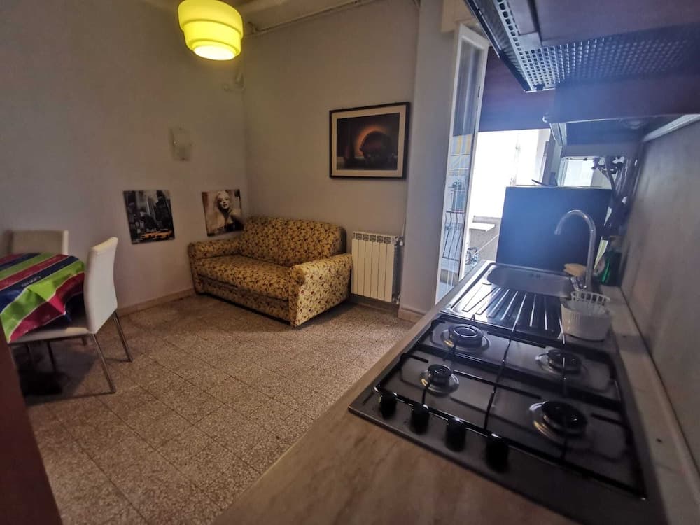 Via zeffiro apartment