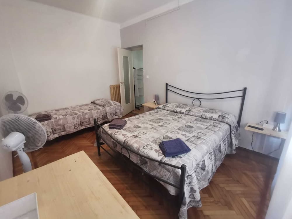 Via zeffiro apartment