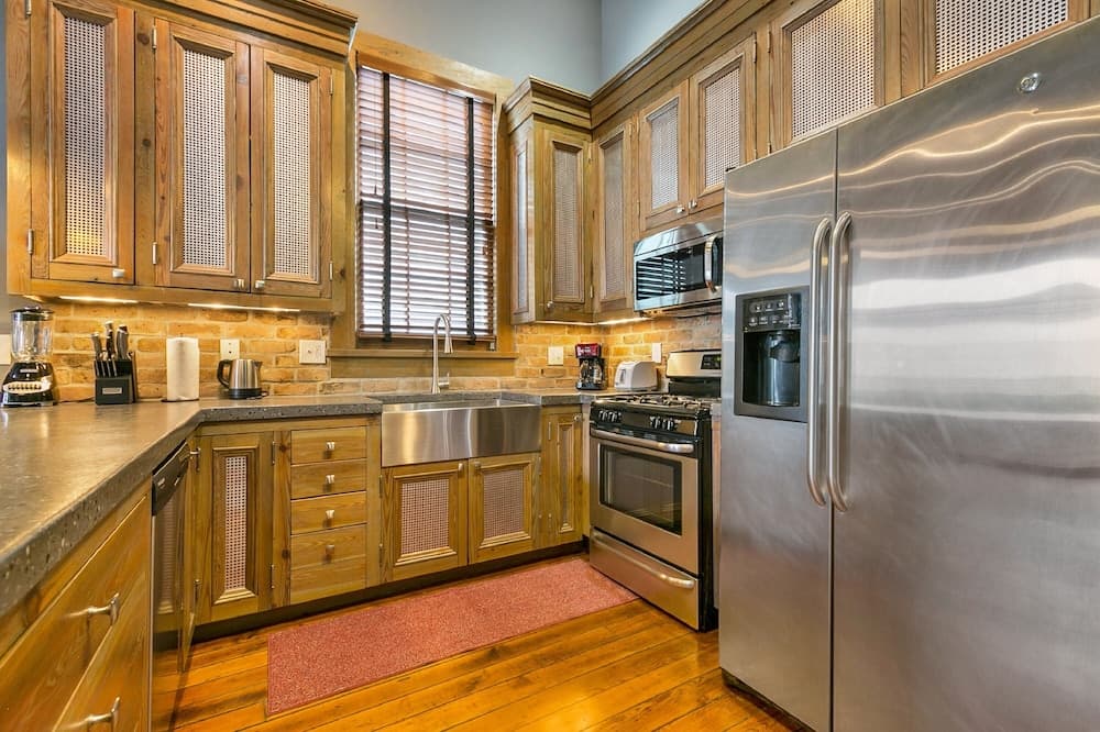 Modern 1-BD Near French Quarter | Walk to Superdome