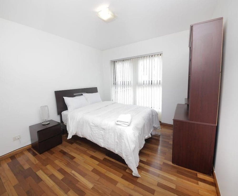 Great Location Walking Distance to Larcomar and Wong