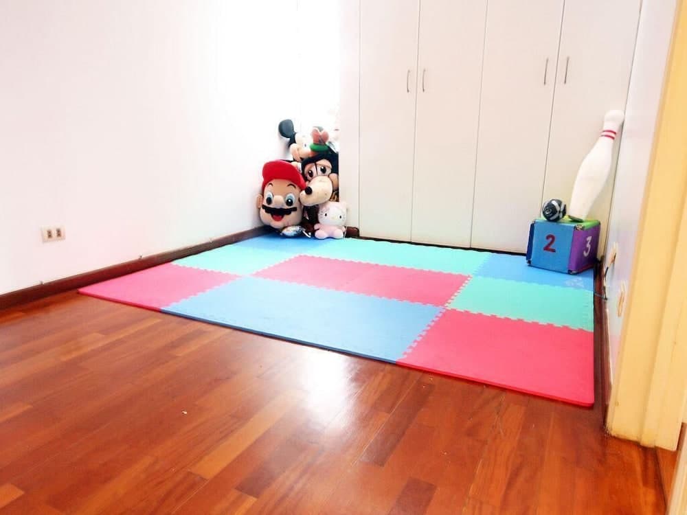 MV9 View Close to Ocean