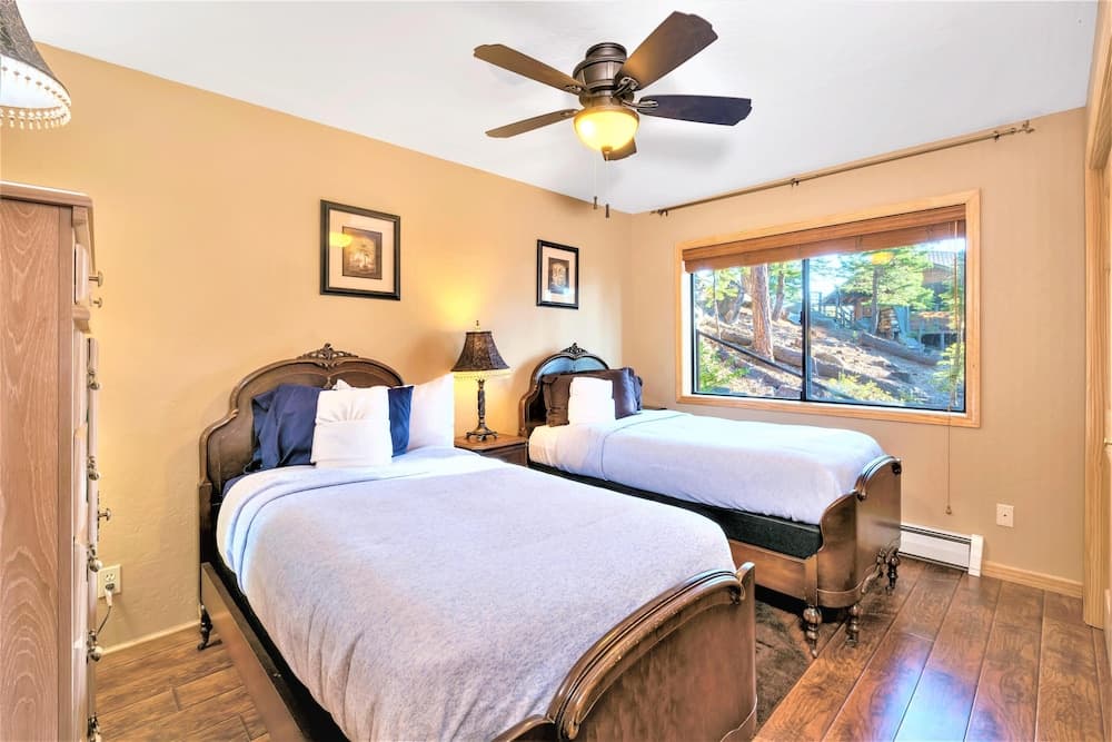 Lx10: Lake View Jewel Estate With Pool Table