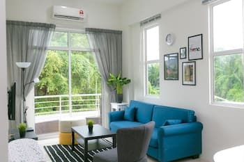 GreyWalls Scandinavian House by Sanguine