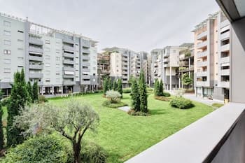 Torino Crocetta Modern Flat