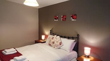 Victoria Cloisters Apartments