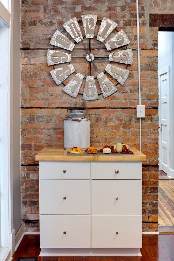 Newly Renovated Apt Outdoor Space