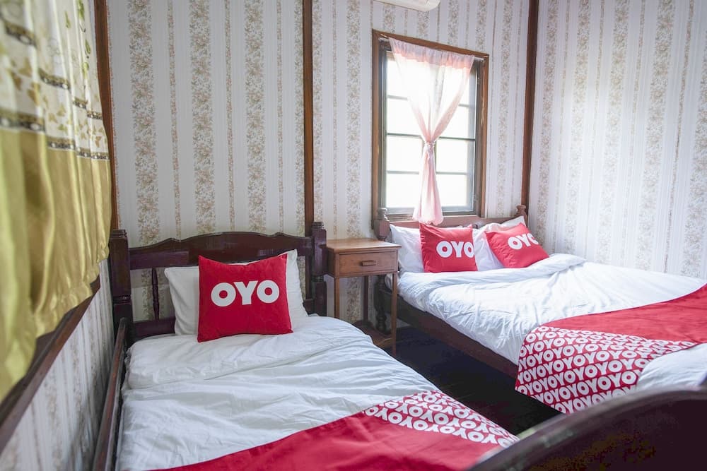 OYO 402 Raknatee Resort