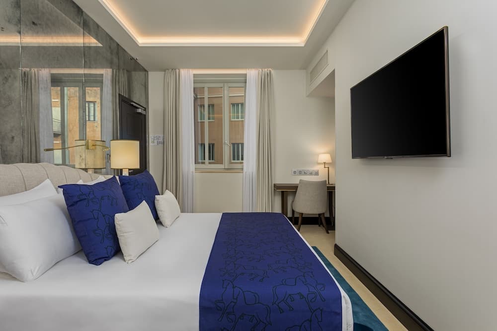 Room Mate Collection Filippo, Rome-Fontana di Trevi