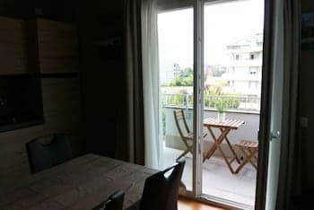 Metropolitan EXPO Flat 5