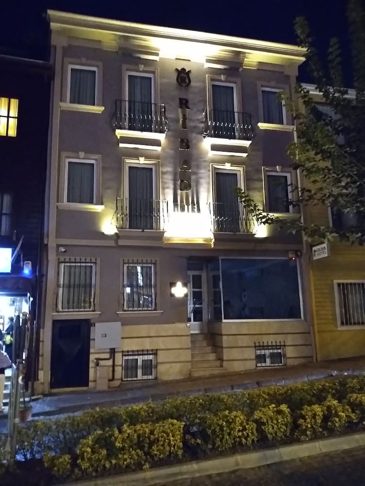 Ribad Hotel
