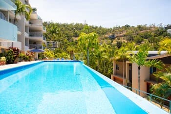 Spacious Tropical Sanctuary Ocean views