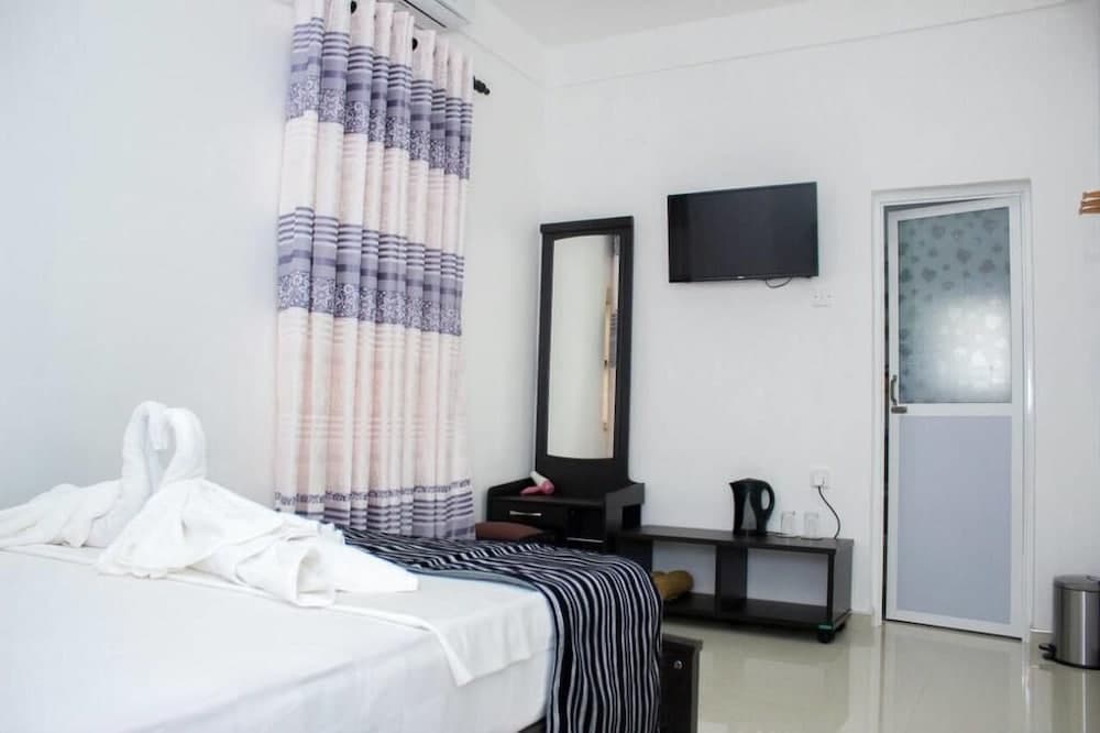 Funwhales Rest House