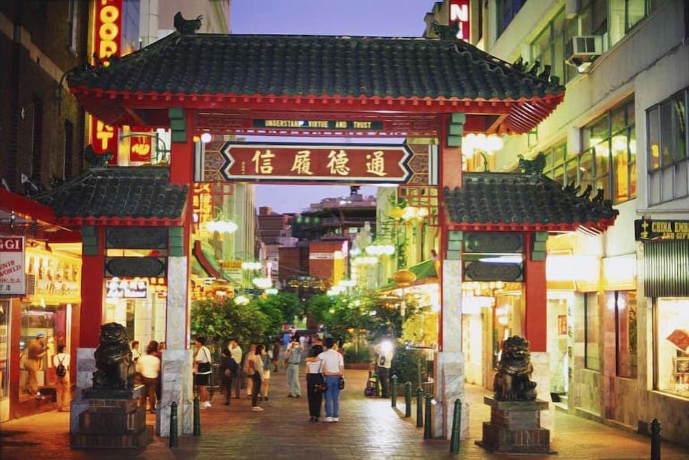 Sydney Airport Brand New 3bed Apt+freeparking Nwc009