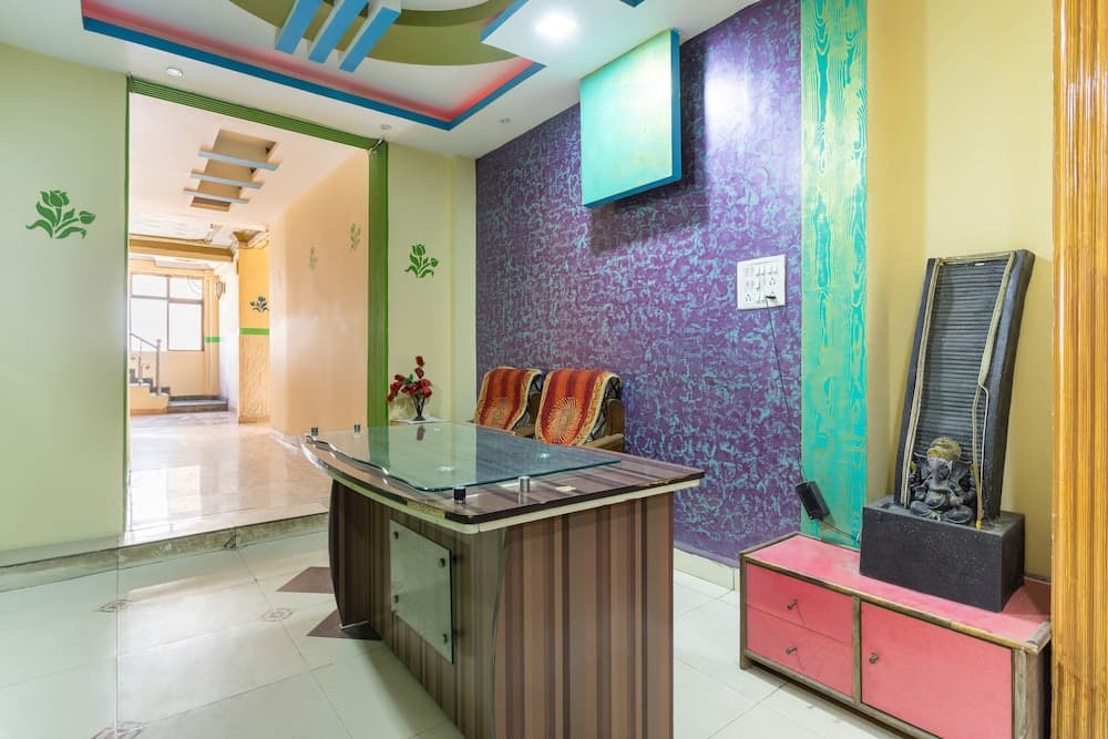 SPOT ON 40211 Hotel Prakash Inn