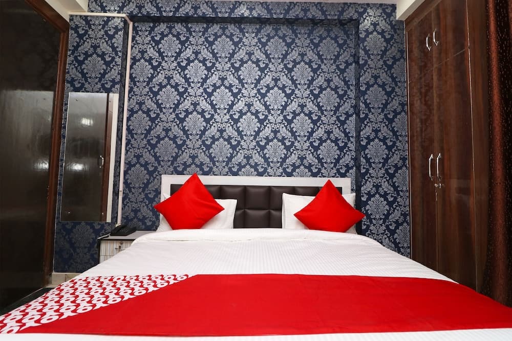 OYO 29362 Angel Pink Hotel