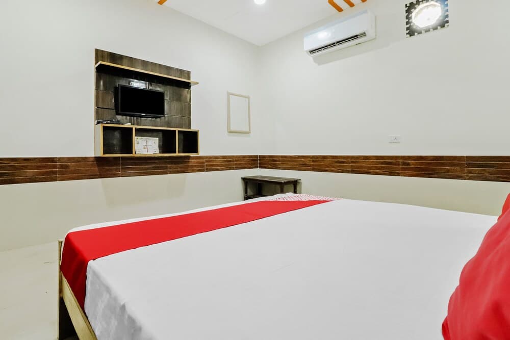 OYO 38558 Shri Govind Dham