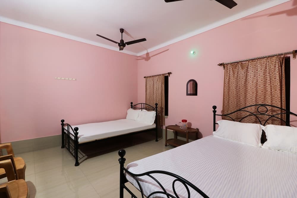 SPOT ON 49052 Shree Chaitanya Math Teertha Bhawan