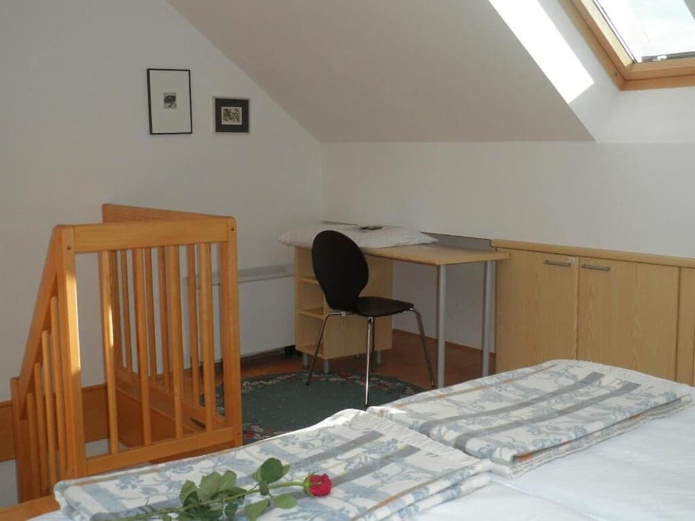 Apartments and Rooms Oliviers