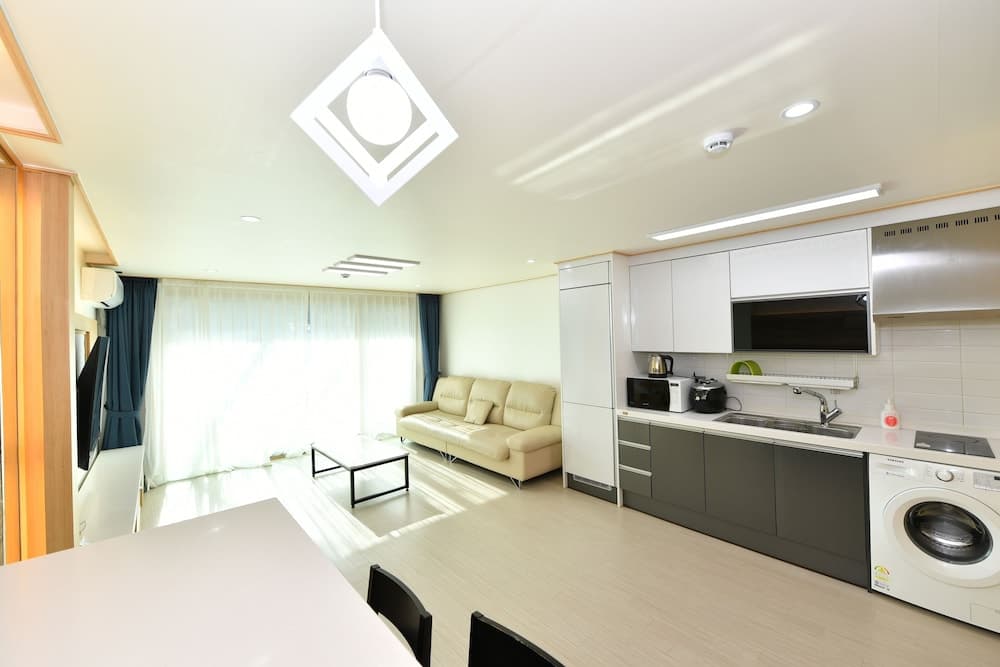 Sokcho Daemyung Heidi Pension