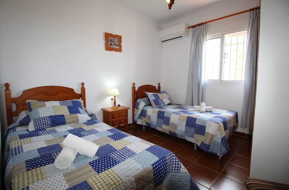 1003 Villa Cornocalejo