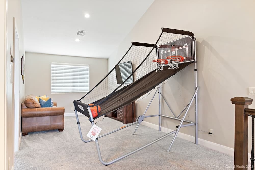 The Escape At Emerald Cove 3 Bedroom Apts by RedAwning