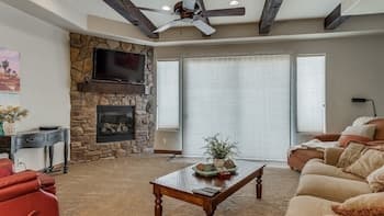 Beyond The Green 4 Bedroom Townhouse by Redawning