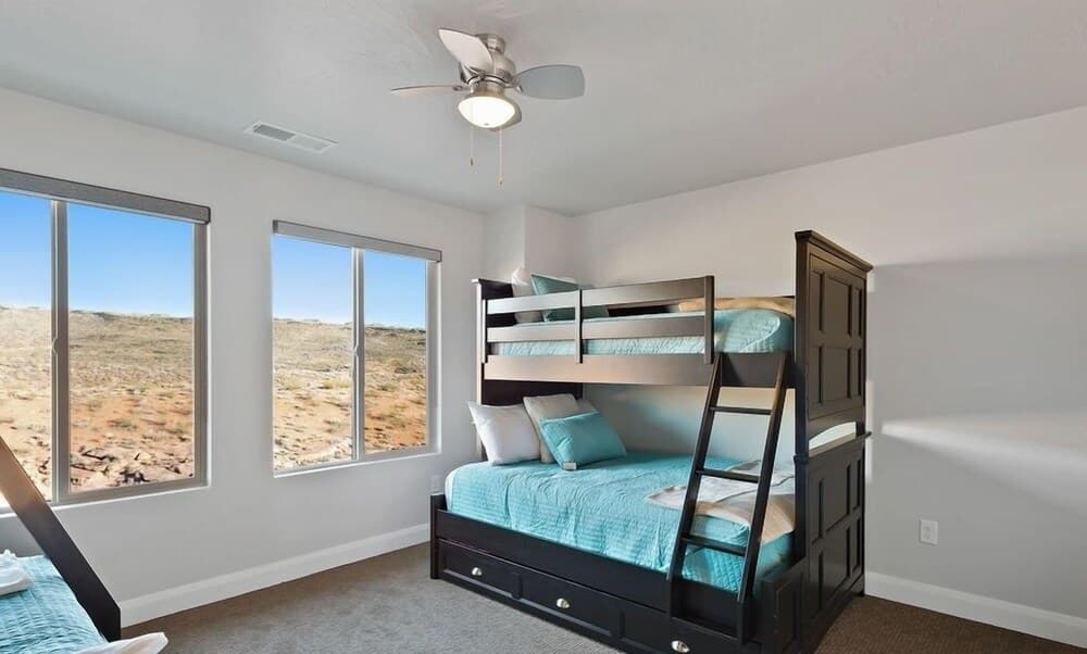 Viva Casita 4 Bedroom Apts by Redawning