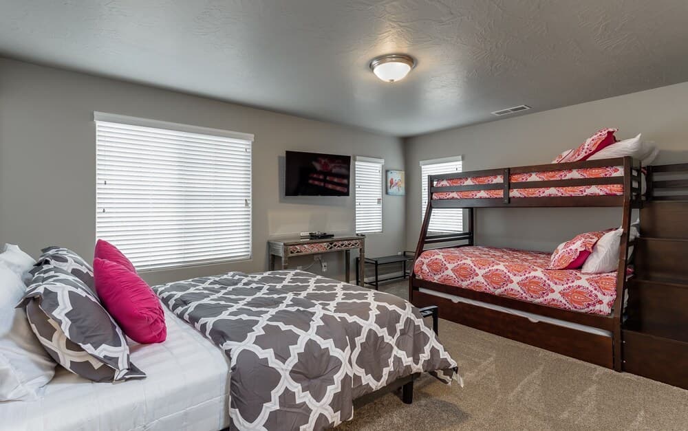 Red Cliffs 3 Bedroom Apts by Redawning