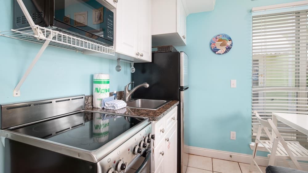 Nantucket Rainbow Cottages 20B Studio